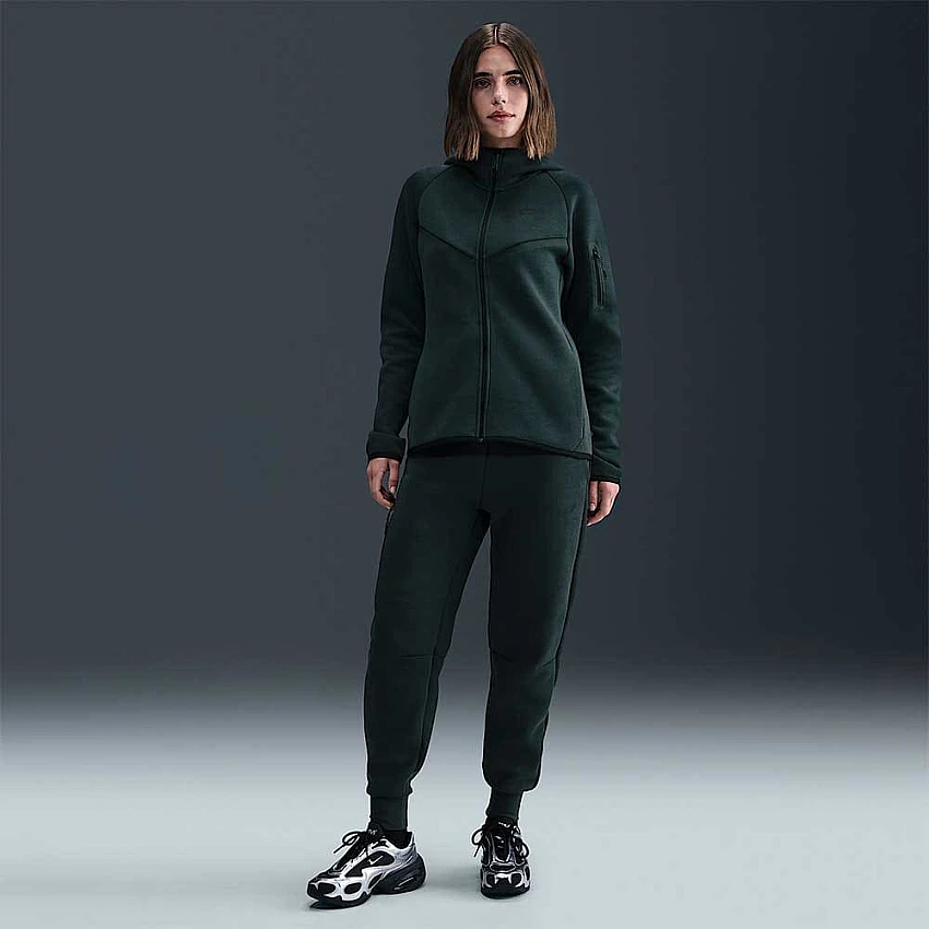 ДАМСКО ДОЛНИЩЕ NIKE HV6779-390 NSW TCH FLC MR JGGER 2 ЗЕЛЕНО